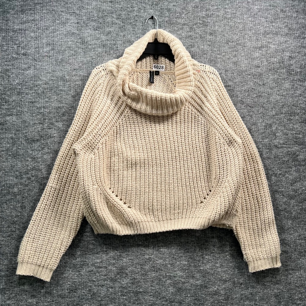 Moon & Madison Beige Cowl Neck Shaker Knit Cropped Sweater Small